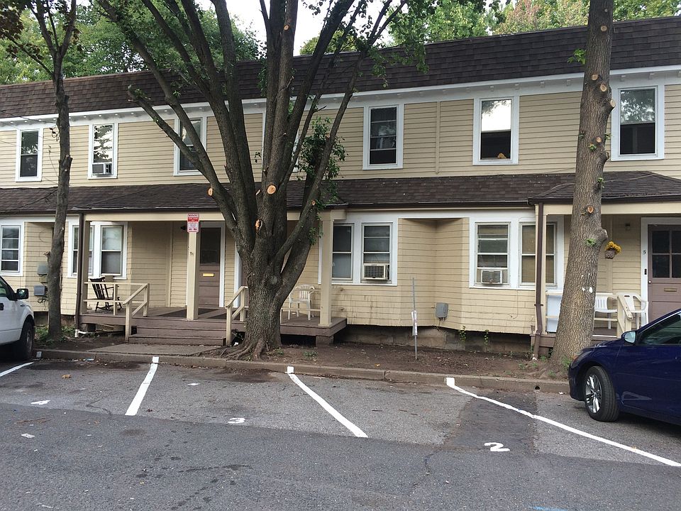 1st image of 11 Bland Ct