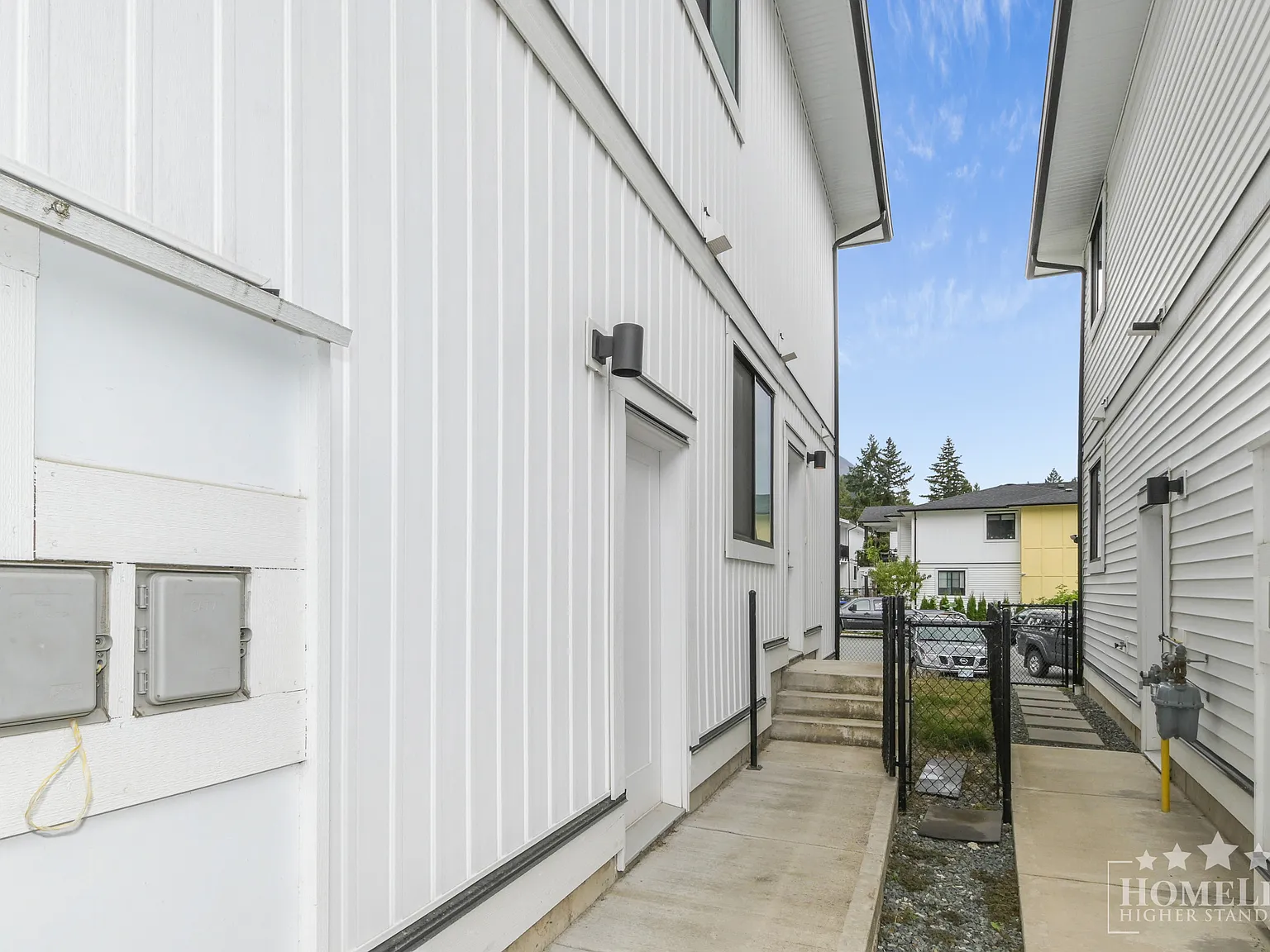 20157 Beacon Rd Hope — Photo 2