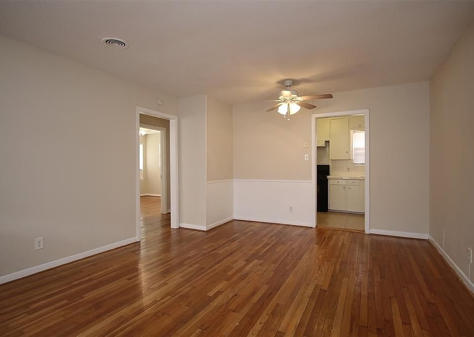 1st image of 8819 Timberside Dr APT 4