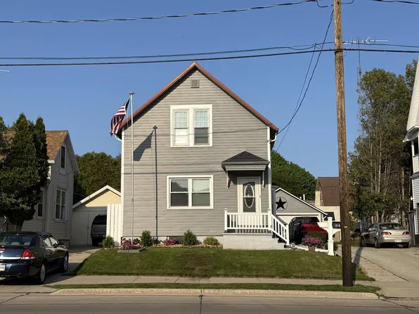 2107 Monroe STREET, Two Rivers, WI 54241