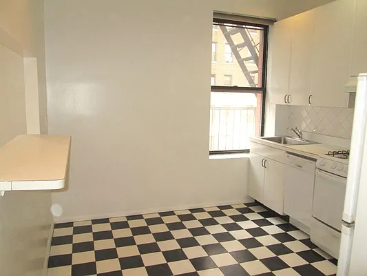 Rented by Zumper Inc | media 12