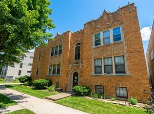 5801 N Richmond St #1E, Chicago, IL 60659