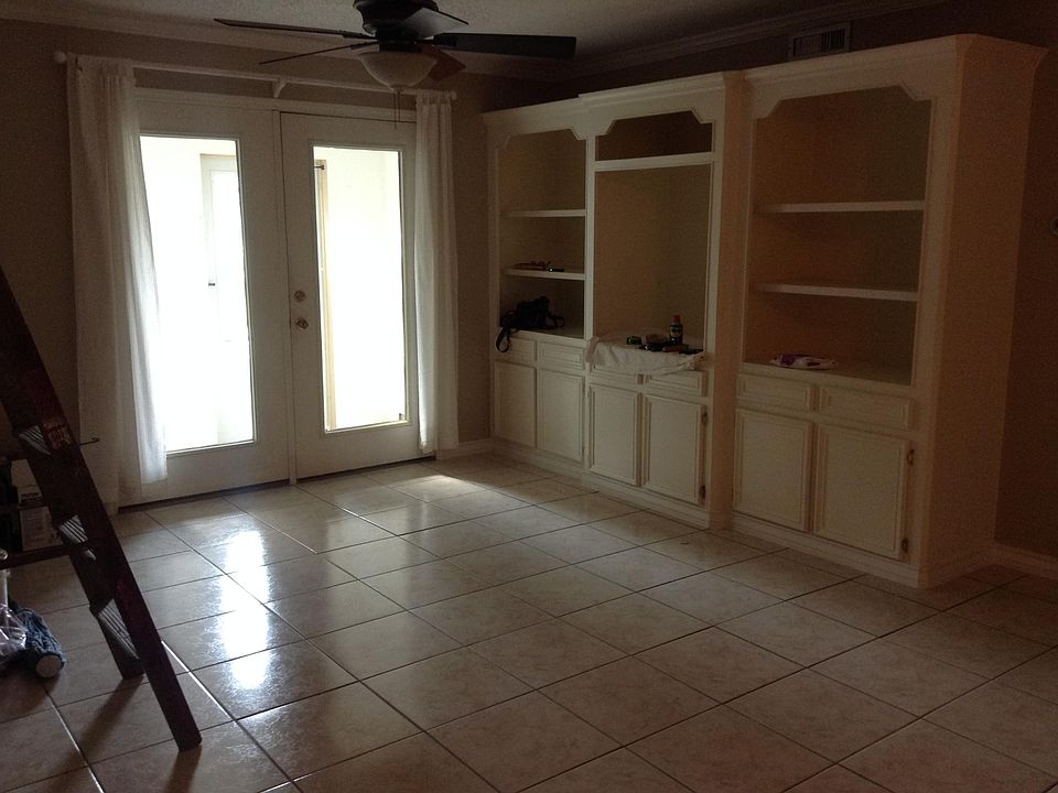 1st image of 835 Santa Isabel Blvd