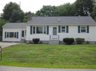 14 Appletree Rd, Tewksbury, MA 01876