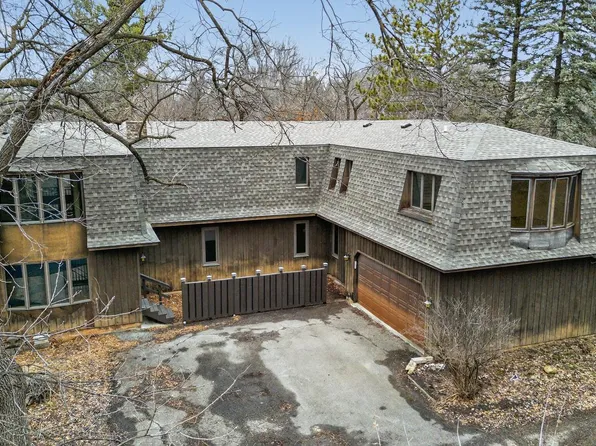 2717 Oslo Ct NE, Rochester, MN 55906