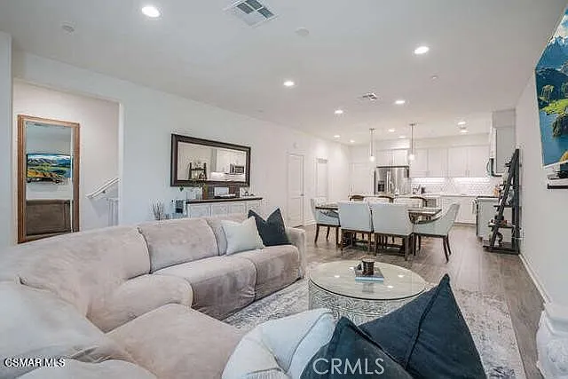 110 Red Brick Dr #5 — Photo 2