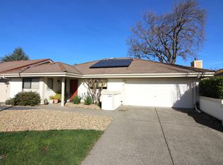 108 Holstrom Cir, Novato, CA 94947