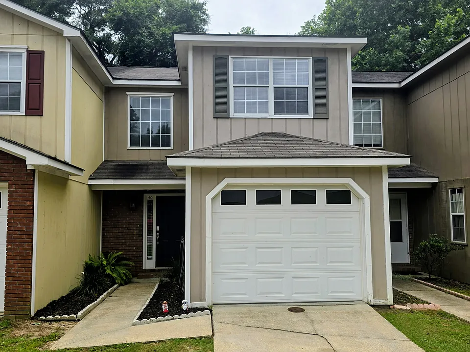40 Woodfield Pl