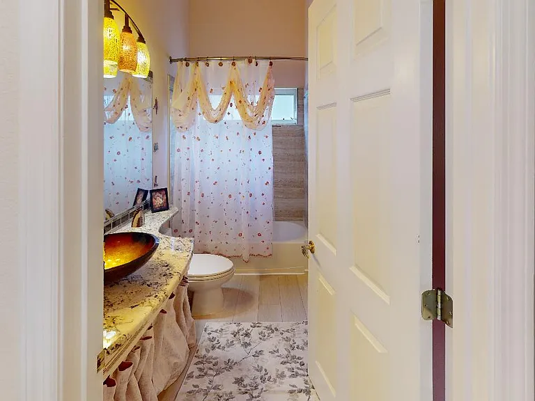 4569 Samoset Dr — Photo 12