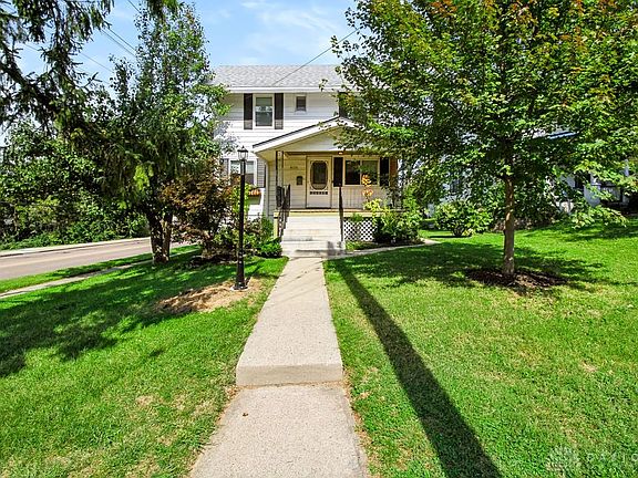 2nd image of 4126 Lora Ave