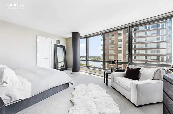 Rented by Sotheby's International Realty | media 19