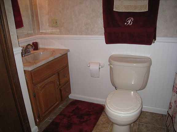 3rd image of 815 Randallwood Dr