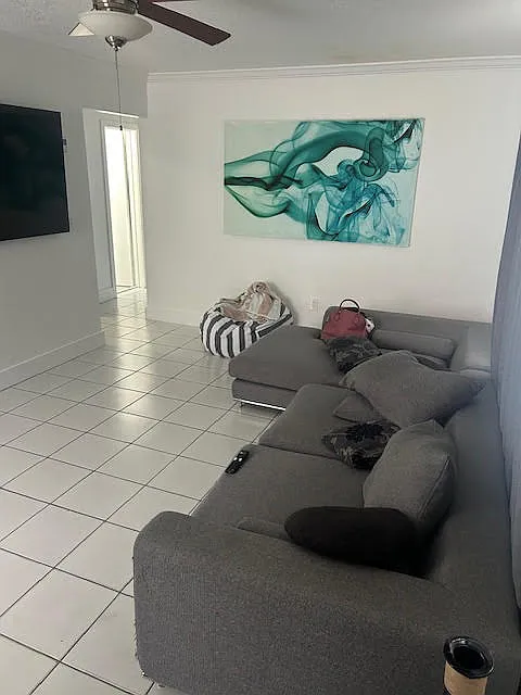 2 bed, 1100 sqft, $2,500 — Photo 3