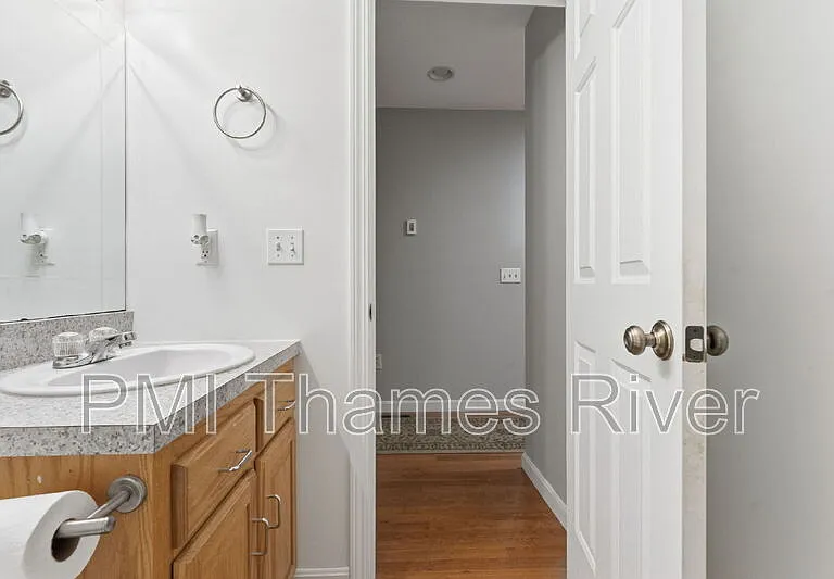 62 Terry Rd — Photo 12