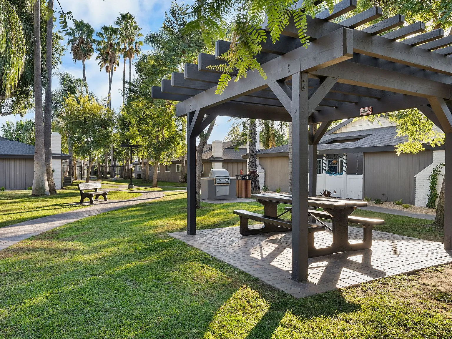 Pacific Palms Apartment Homes — Photo 4
