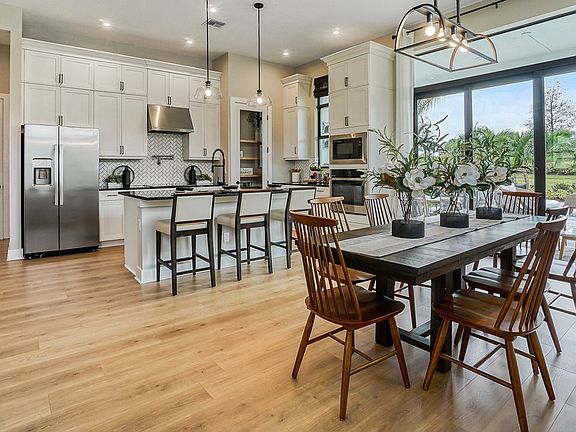 4th image of 9452 SW Pepoli Way