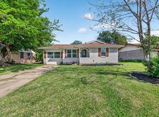324 N Shore Pl, Lewisville, TX 75067