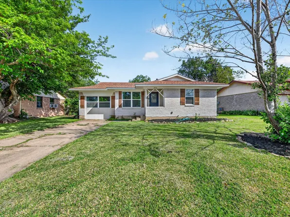 324 N Shore Pl, Lewisville, TX 75067