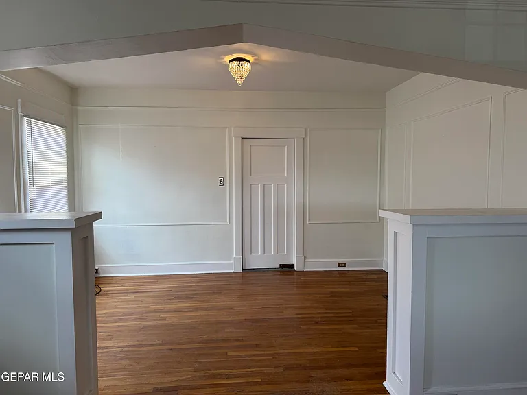 1606 Hawthorne St — Photo 7