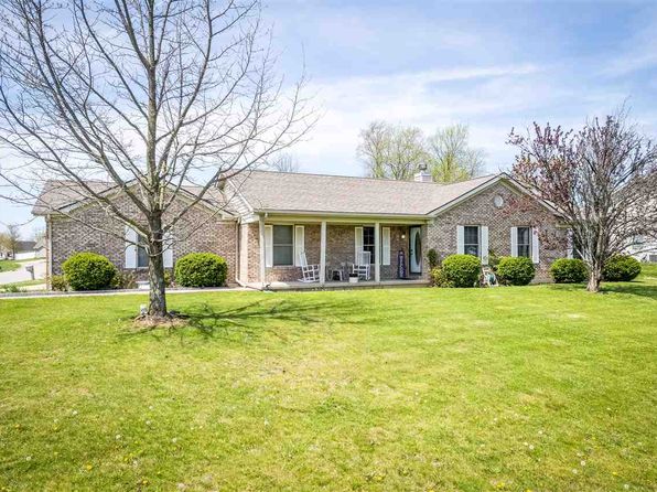 400 Winding Brook Dr, Centerville, IN 47330