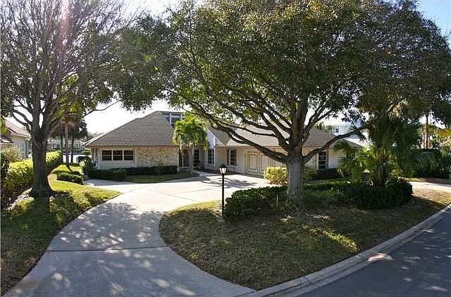 2nd image of 103 Cache Cay Dr