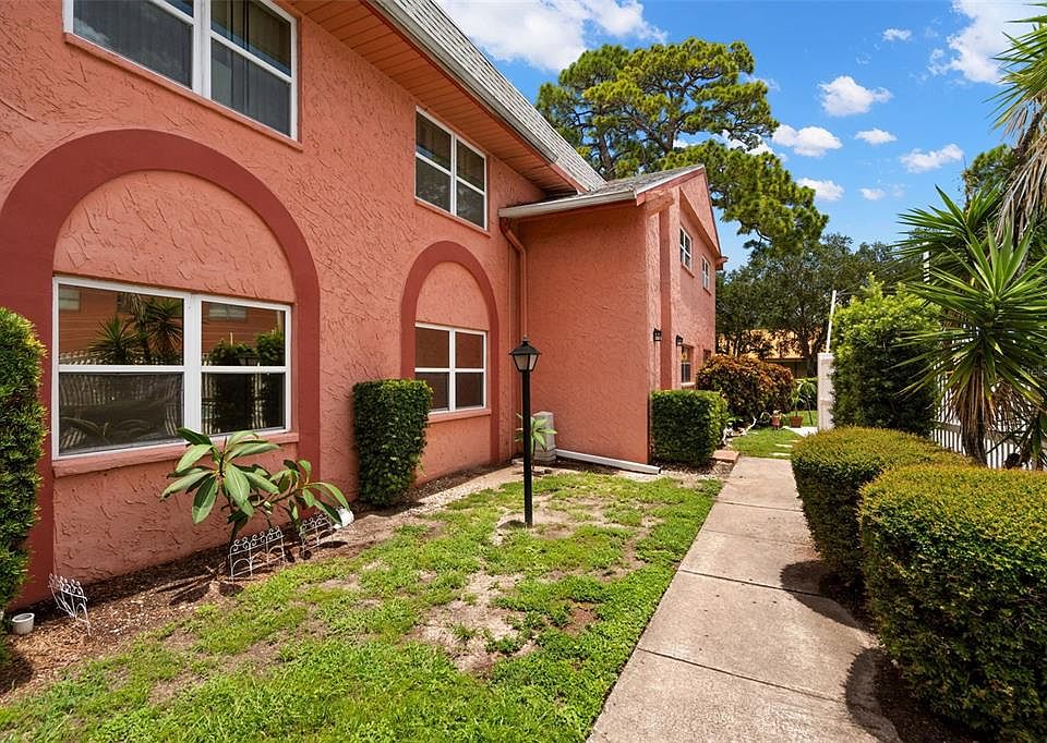 1st image of 620 62ND AVENUE N #1211