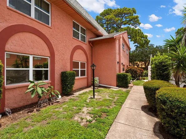 620 62nd Ave N APT 1211, Saint Petersburg, FL 33702