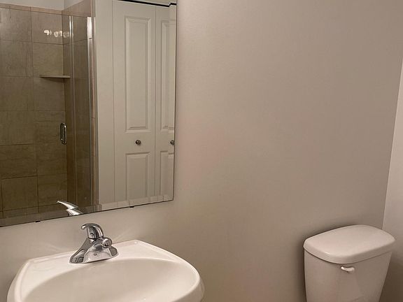 5th image of 901 N Penn St Unit 707