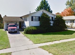 2733 Wayne Ave, Iowa City, IA 52240