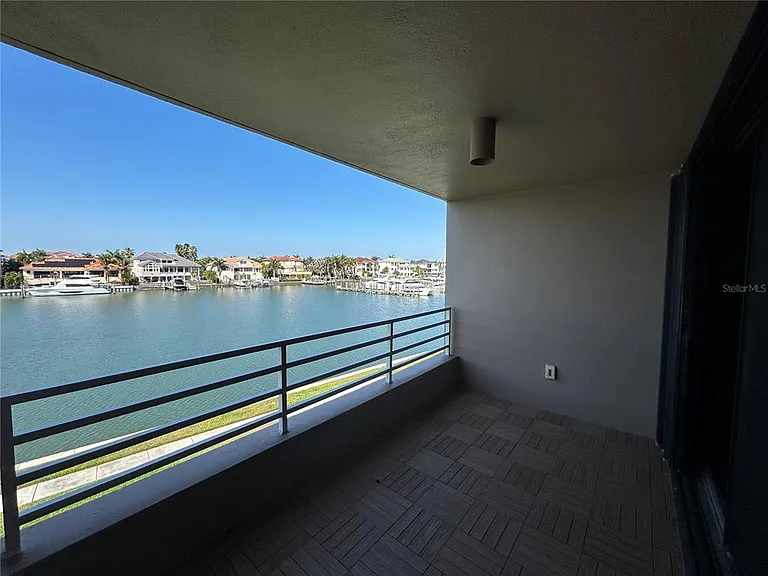 6260 Kipps Colony Ct #203 — Photo 40