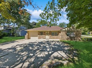 4200 Main St, Downers Grove, IL 60515