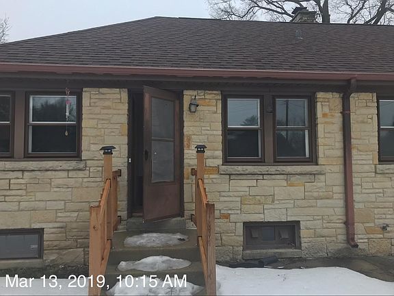 2nd image of 5702 S 113th St