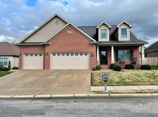 4620 Fieldcrest Place Cir, Newburgh, IN 47630