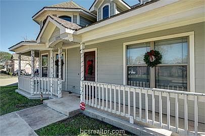 5th image of 1608 Park Pl