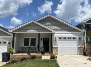 1249 Emerald Crest Dr, Bedford, VA 24523
