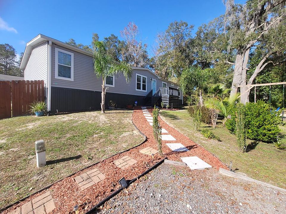 1st image of 16432 NW 141st St