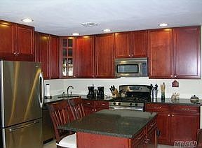 2nd image of 3504 Willow Pond Dr