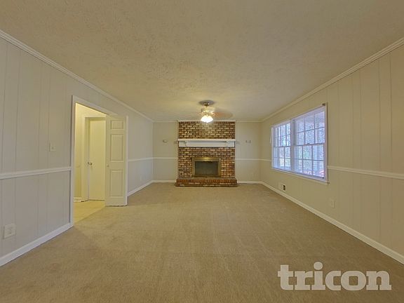 3rd image of 5181 Vivid Dr