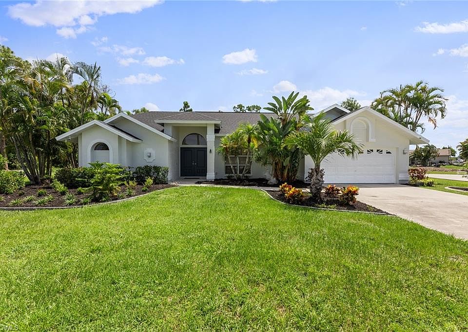 1st image of 7461 Bear Hollow CIR