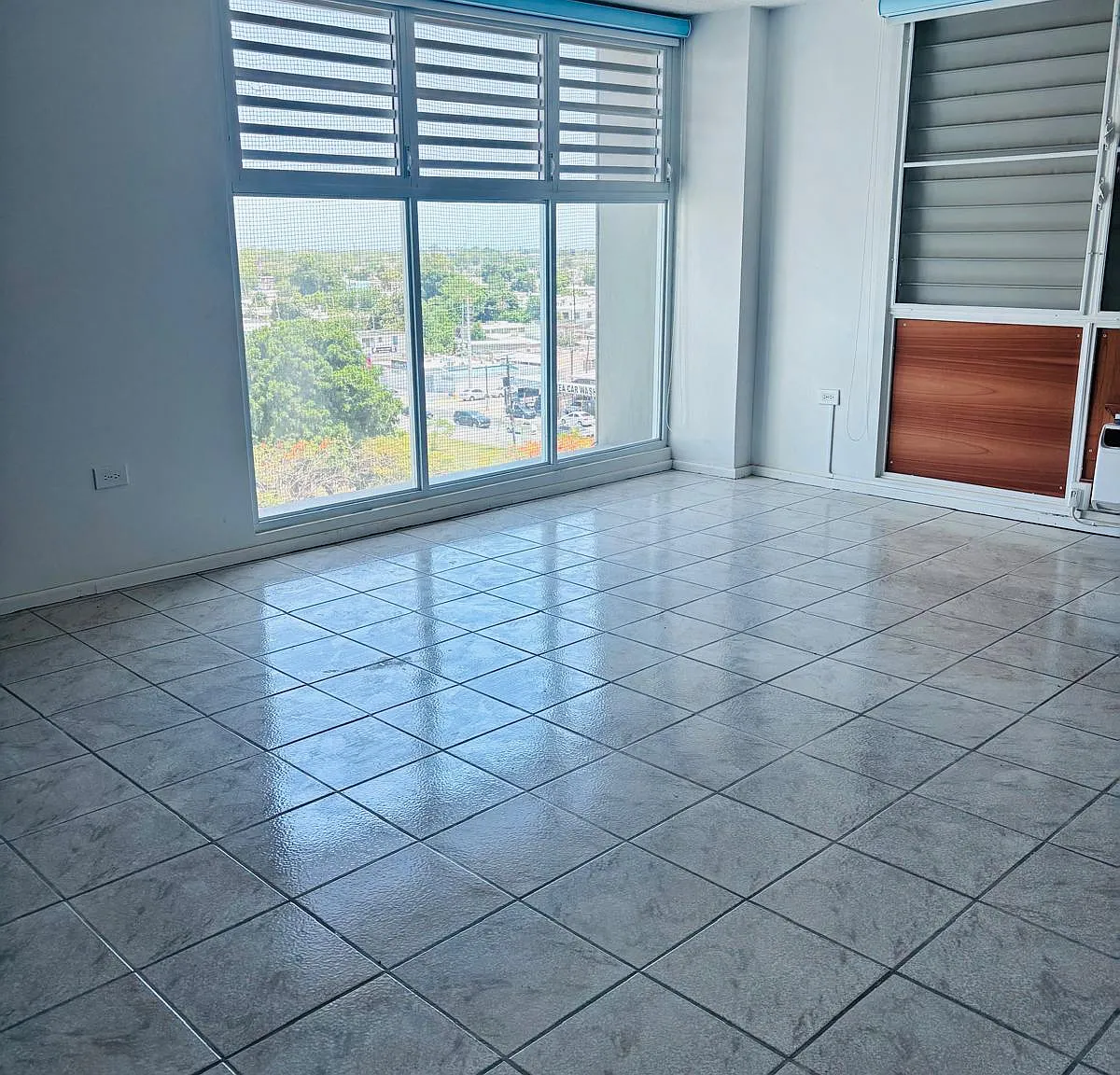 2 bed, $1,600 — Photo 1