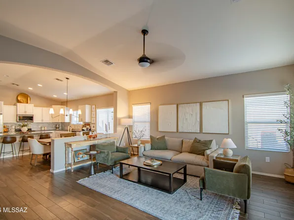 9072 W Birchover Dr, Marana, AZ 85653