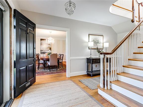 4th image of 4105 Sulgrave Rd