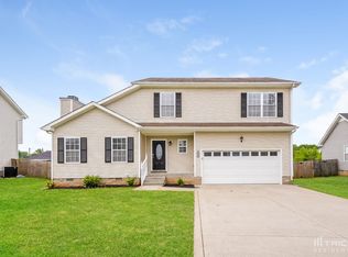 1335 Loren Cir, Clarksville, TN 37042