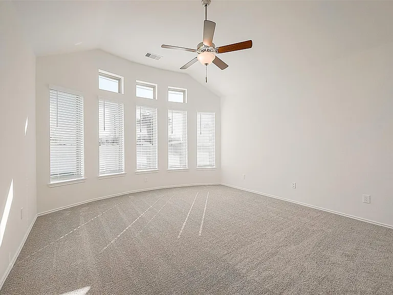 1303 Munson Valley Rd — Photo 40