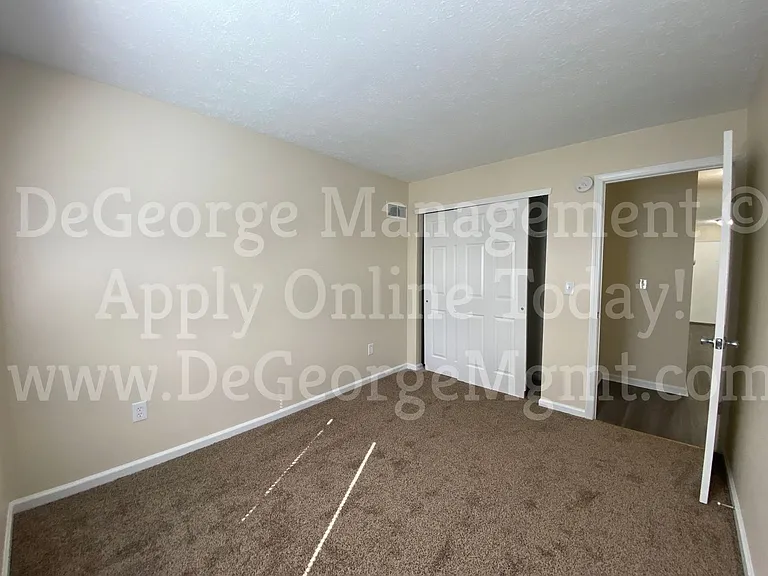 Pine Ridge Apartments — Photo 58