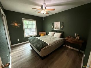 1183 Fredericksburg Rd, New Braunfels, TX 78130