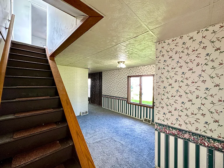 29 W Miller St — Photo 5