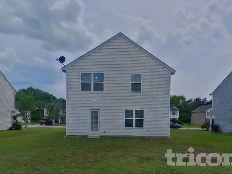 528 Gentle Breeze Ln — Photo 17