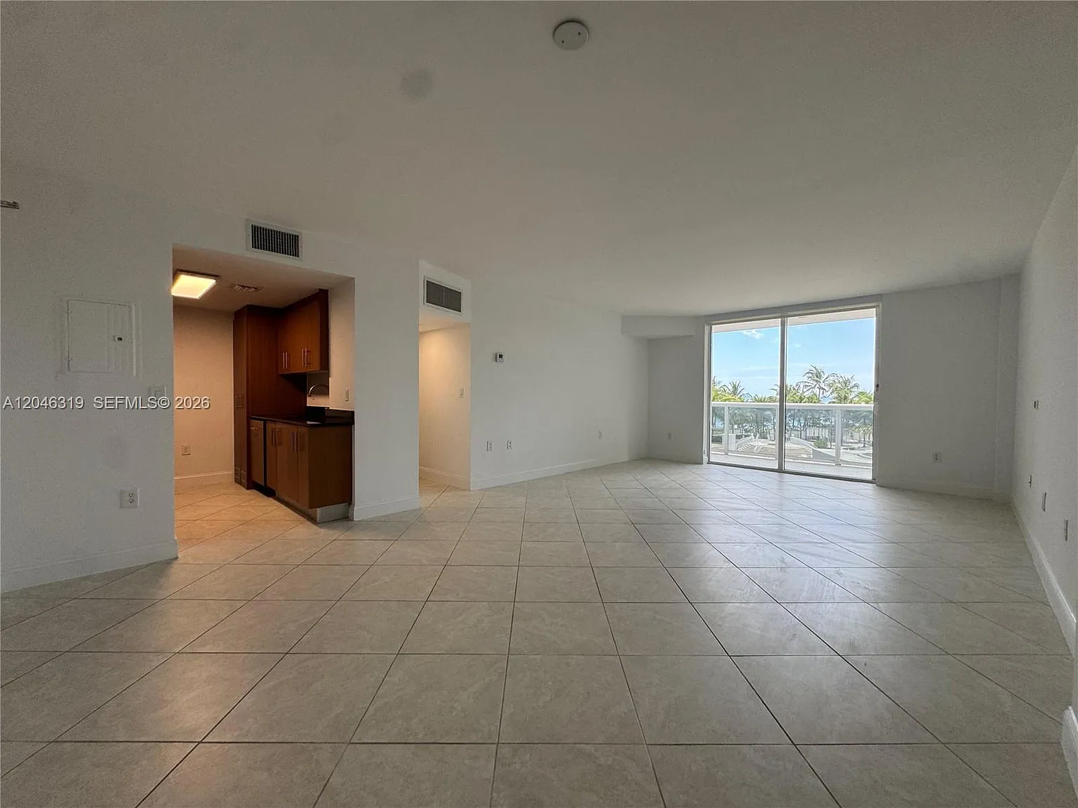 Harbour House — Photo 4