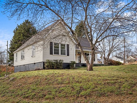 2nd image of 1 Frost St